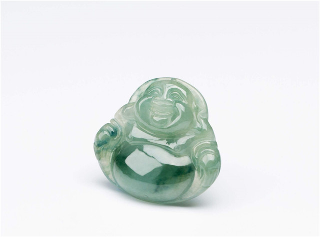 男士戴的翡翠吊坠有哪些样式？它们的价格你一定要了解！   第4张