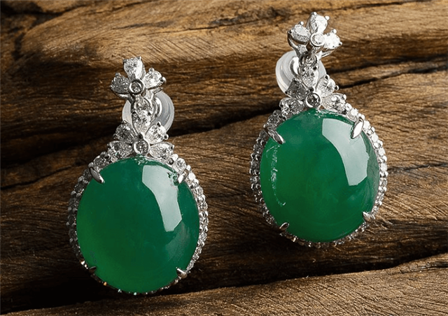 翡翠饰品琳琅满目，什么样的款式属于入门级？   第2张