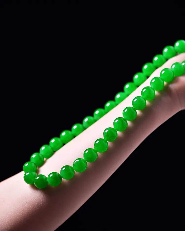 
                翡翠才是中国人真正的“奢侈品”
   第2张