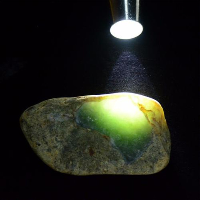 皮壳的表现,是判断玉石场口的重要依据!(图文) 第1张