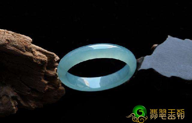 什么是翡翠的“水头” 