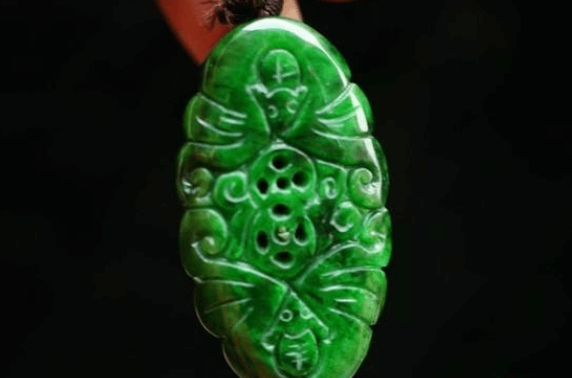 
                干青翡翠是什么意思？干青翡翠可以养透吗？
   第3张