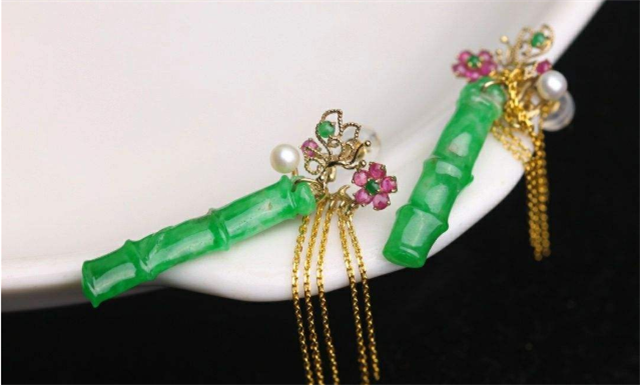 翡翠竹节的寓意有哪些?什么人适合佩戴它? 第3张