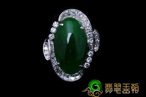 今天我们来介绍一下满绿翡翠手镯   第6张