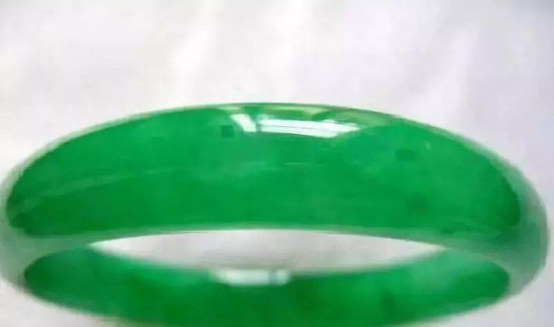 
                翡翠鉴赏经常掉进七个误区，行内人士都会混淆
   第3张