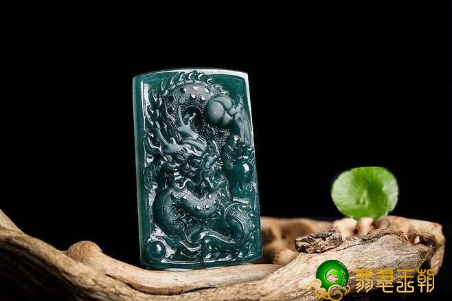 配戴翡翠龙牌的忌讳 配戴翡翠龙牌有哪些注重 