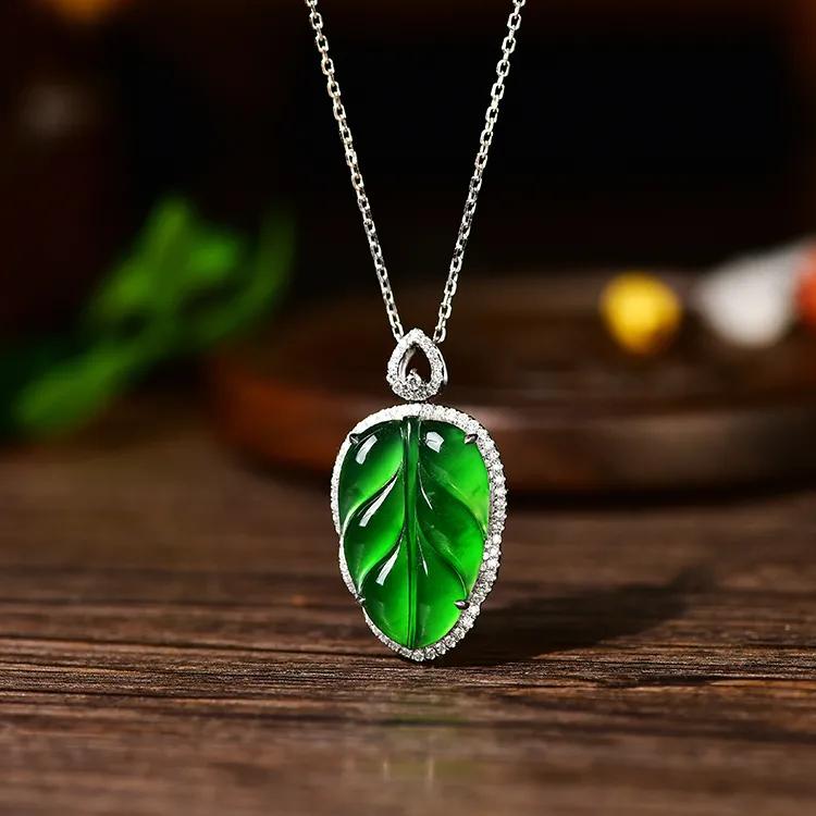 
                学会打灯看翡翠，你也可以很专业！
   第1张