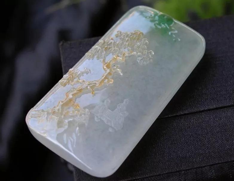 
                翡翠的十大“价值观”，每一条都是必买的理由！
   第3张