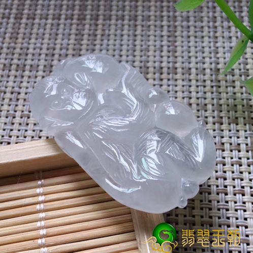 十二生肖翡翠小挂件的喻意 生肖翡翠小挂件有哪些   第3张