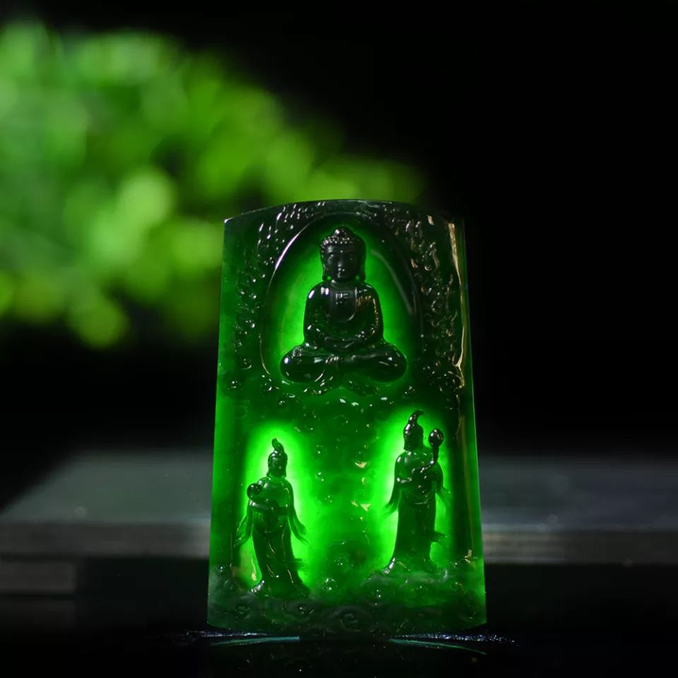 黑色的翡翠，墨翠值钱吗？   第2张