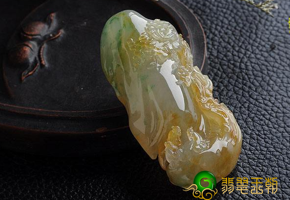 翡翠是意味着祝愿的玉石，福文化是翡翠文化艺术的生命   第1张