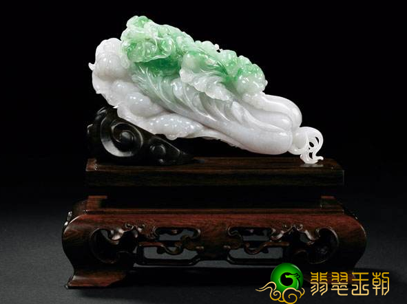 翡翠白菜摆件的寓意是什么   第2张