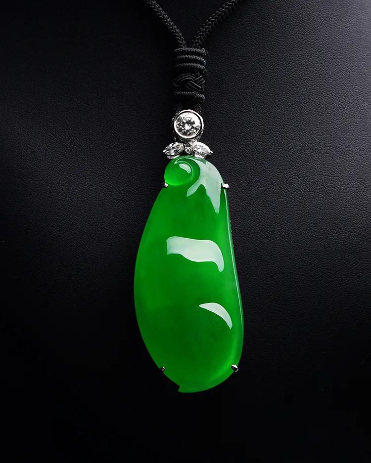 
                “光身素面”的翡翠好在哪里？
   第1张