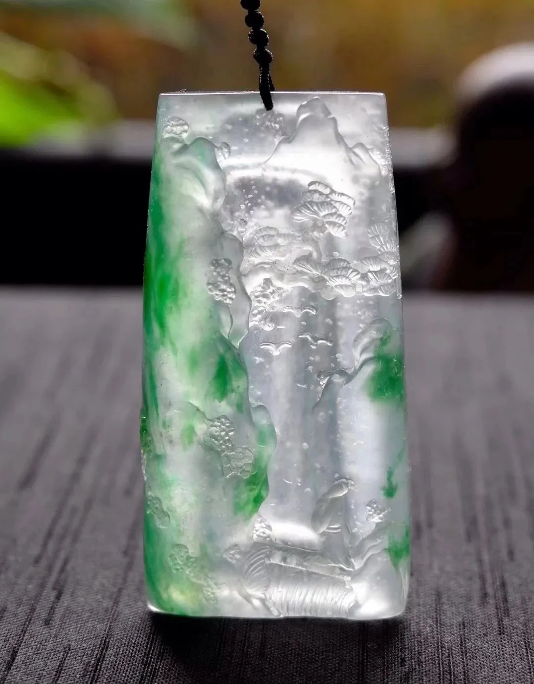 翡翠雕刻其实并不简单，你可曾了解这样的美？   第4张