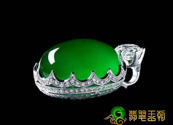 假翡翠的本来面目是啥?查看更多最新动态！   第2张