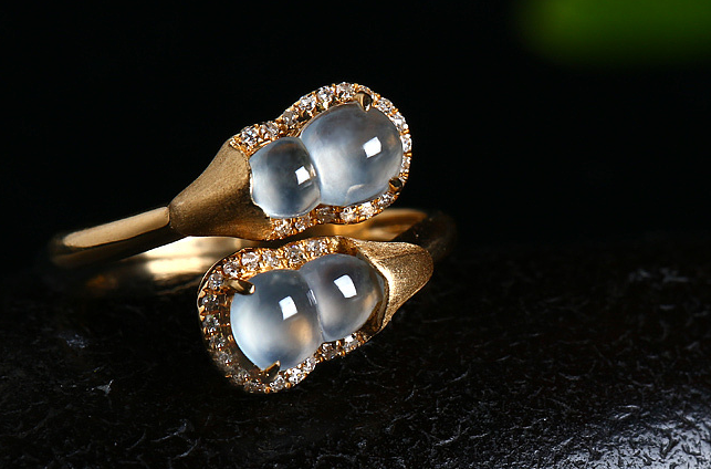 你的水平，决定了翡翠的收藏价值！快来对照一下，你正处于翡翠收藏哪个阶段？   第1张