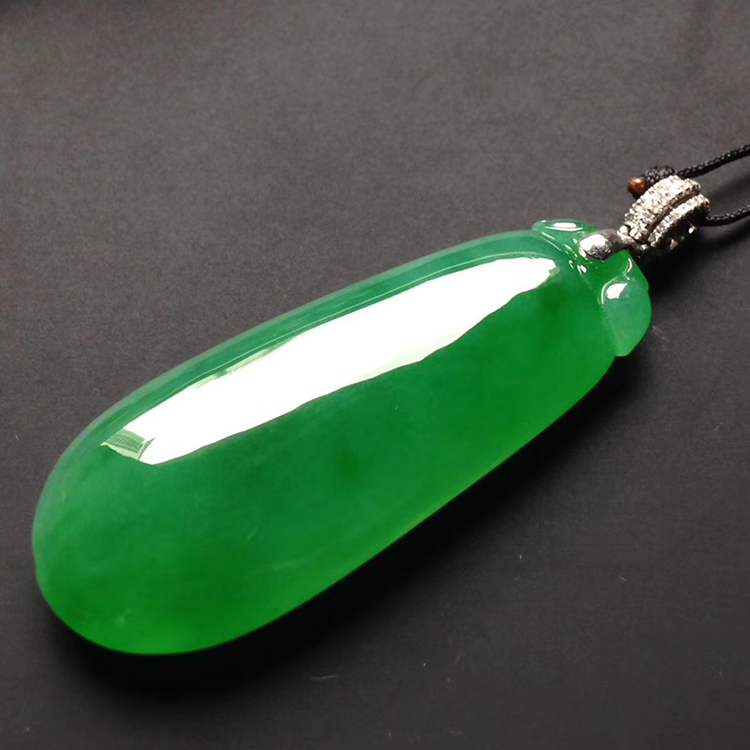 云南省翡翠怎么判断优劣？云南省翡翠有哪些优势   第1张