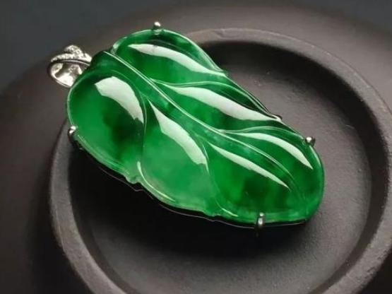 翡翠A货可以用肉眼辨别？这么做新手小白也能学会   第5张