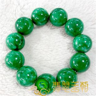翡翠佛珠真假如何辨别 翡翠佛珠一些好用的购买方法   第1张