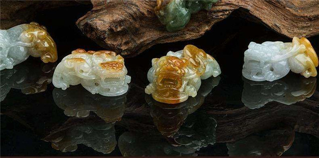 关于翡翠貔貅的佩戴，有什么简单小技巧呢？(图文)   第2张