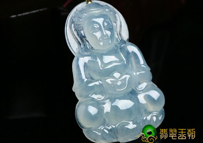 翡翠观世音和佛为何双眼是半闭着的？原来这般……   第1张