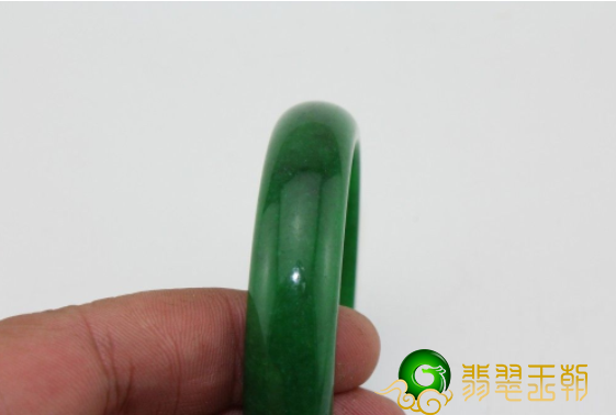 翡翠手镯真假鉴定方法，如何鉴别A货翡翠手镯   第3张