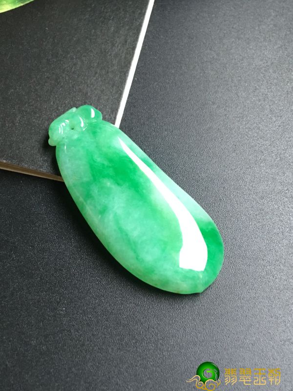 翡翠翡翠原石的十种造假技巧 翡翠翡翠原石的皮壳种类   第3张