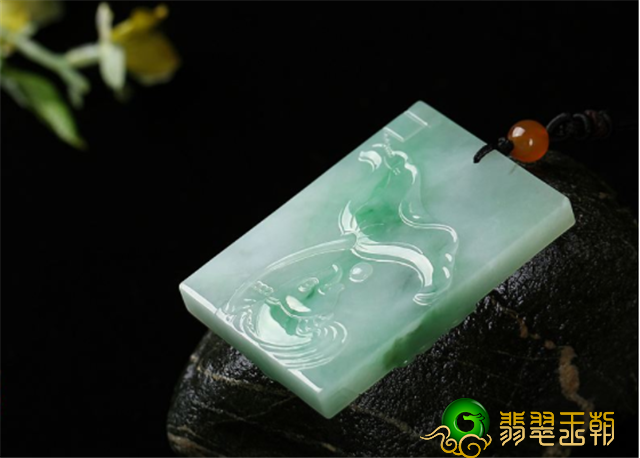 清代老翡翠的表面特点有哪些？不懂可要小心了！   第4张