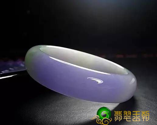 爱它的一千个理由、一万种情愫，却忽视了戴翡翠手镯的内涵和寓意   第2张