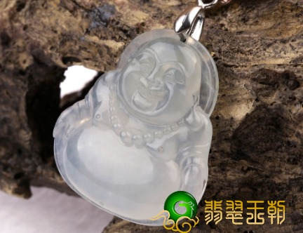 翡翠弥勒佛项链吊坠的喻意有什么 