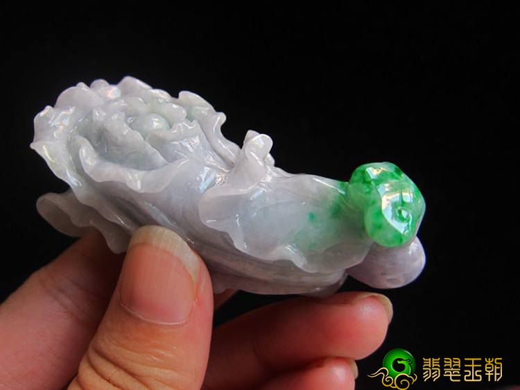 翡翠大白菜把件的价钱那麼贵，大家应当那样维护保养它！   第3张