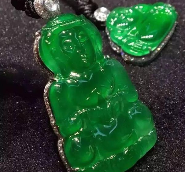 翡翠估价，讨论一下，是否真的有这个意义？   第1张