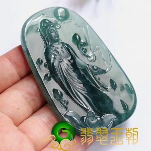 翡翠观音的寓意深远 一起看看不同造型观音吊坠的寓意   第1张