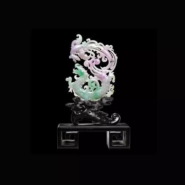 
                色赏翡翠，紫春绿翠的交融
   第1张