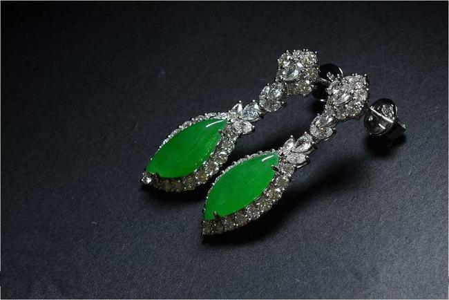 
                听说，冬天和翡翠更配哟
   第2张