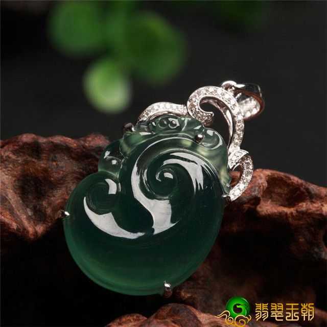 翡翠吉祥如意的幸福喻意你清楚吗？是寄托着一切顺利！   第3张