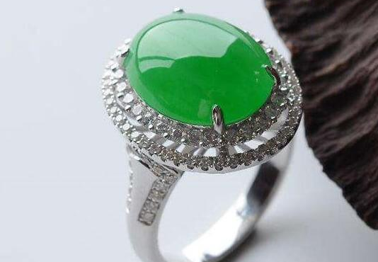 绿色翡翠主要有哪些种类？它们的排名是怎样的？科普篇   第2张