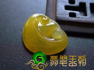 翡翠黄如意是什么_有什么作用_有哪些寓意   第5张
