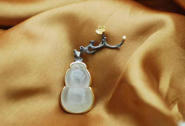 私人订制翡翠慢慢地火了起来，私人订制时代将要开启了吗？   第1张