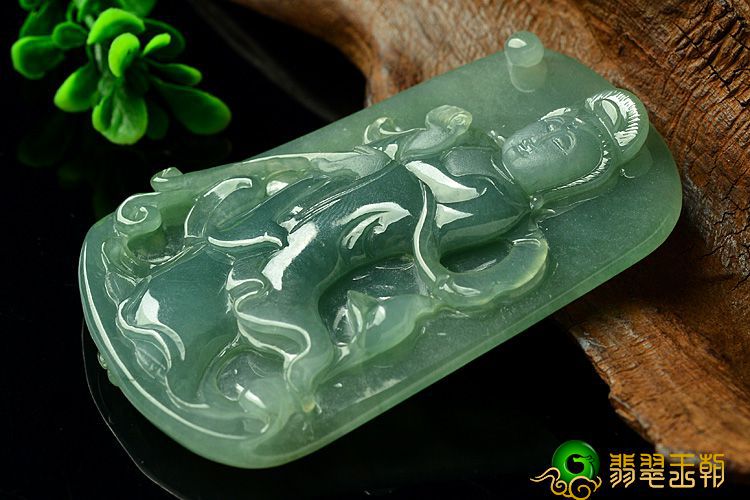 假翡翠的本来面目是啥?查看更多最新动态！   第4张