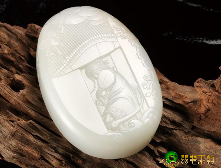 戴翡翠玉石的益处，“人养玉”这句话一点不是那假话   第2张