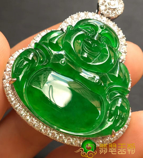 揭秘-翡翠佛公玉佛价格影响因素有哪些   第5张