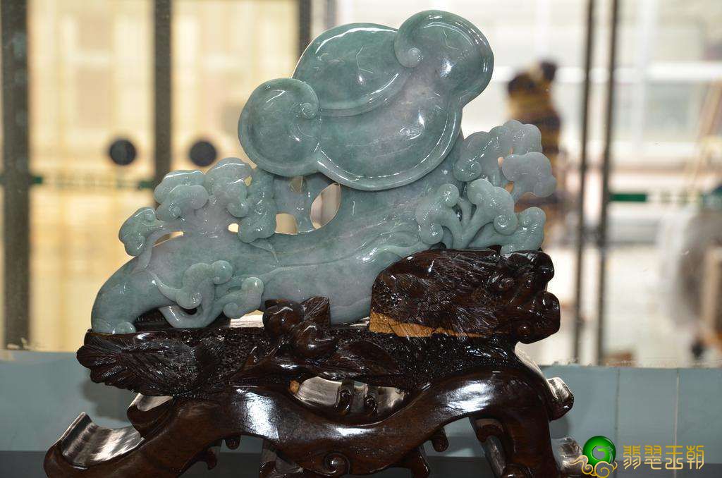 翡翠摆饰的挑选,这种你需要略知一二 第2张