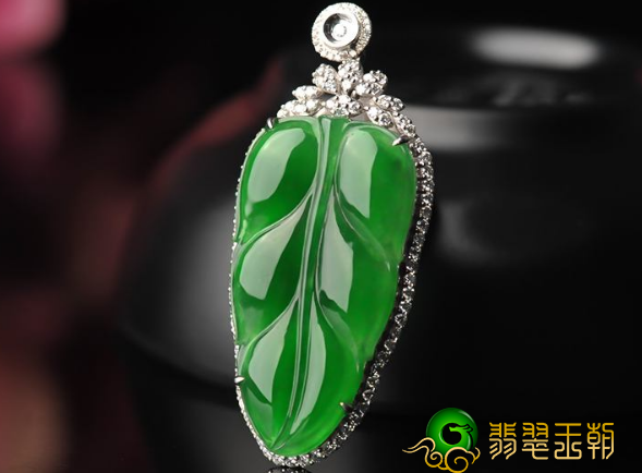 翡翠玉石雕刻树叶的寓意是什么？天然水晶雕刻成树叶有什么含义寓意？   第4张