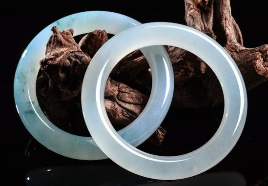 翡翠的十大功效，你知道几个？   第3张