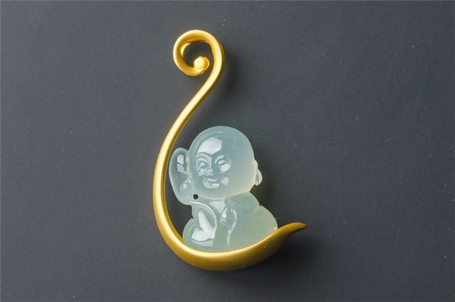 中国翡翠文化源远流长，因为它象征着美和纯洁！   第2张