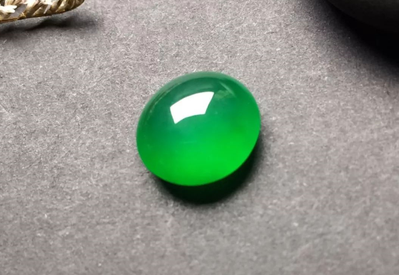 完全没有棉的翡翠一定就是好翡翠吗?翡翠的棉,大有讲究…… 第1张