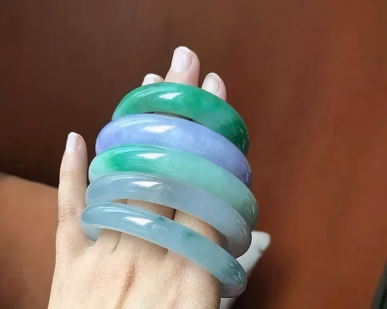 
                鉴定翡翠真假，就用这3个小技巧
   第5张