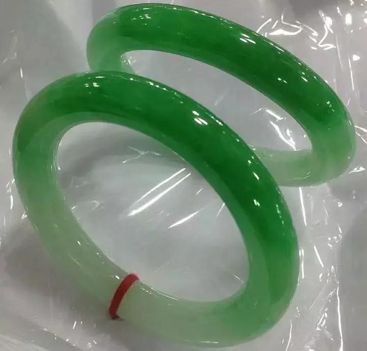 价值超百万的翡翠被整盘端走，这个套路小偷百试不爽！   第5张