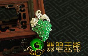 翡翠葡萄挂件都有哪些寓意 翡翠葡萄寓意哪些   第1张